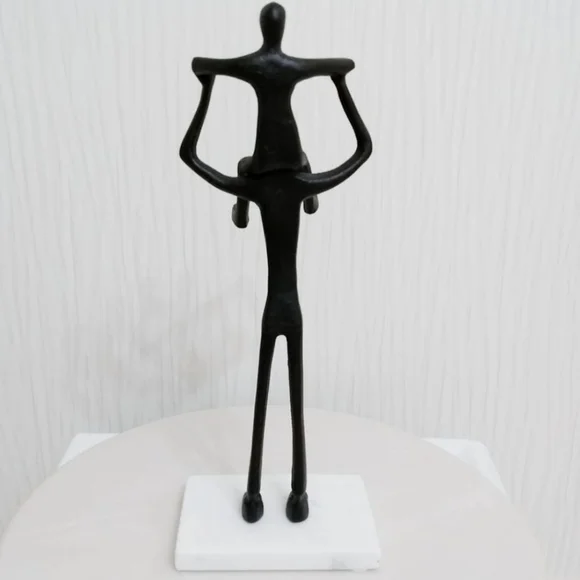 Handcrafted Father and Child on Shoulders Metal Sculpture Figurine on MarbleBase - Picture 6 of 6
